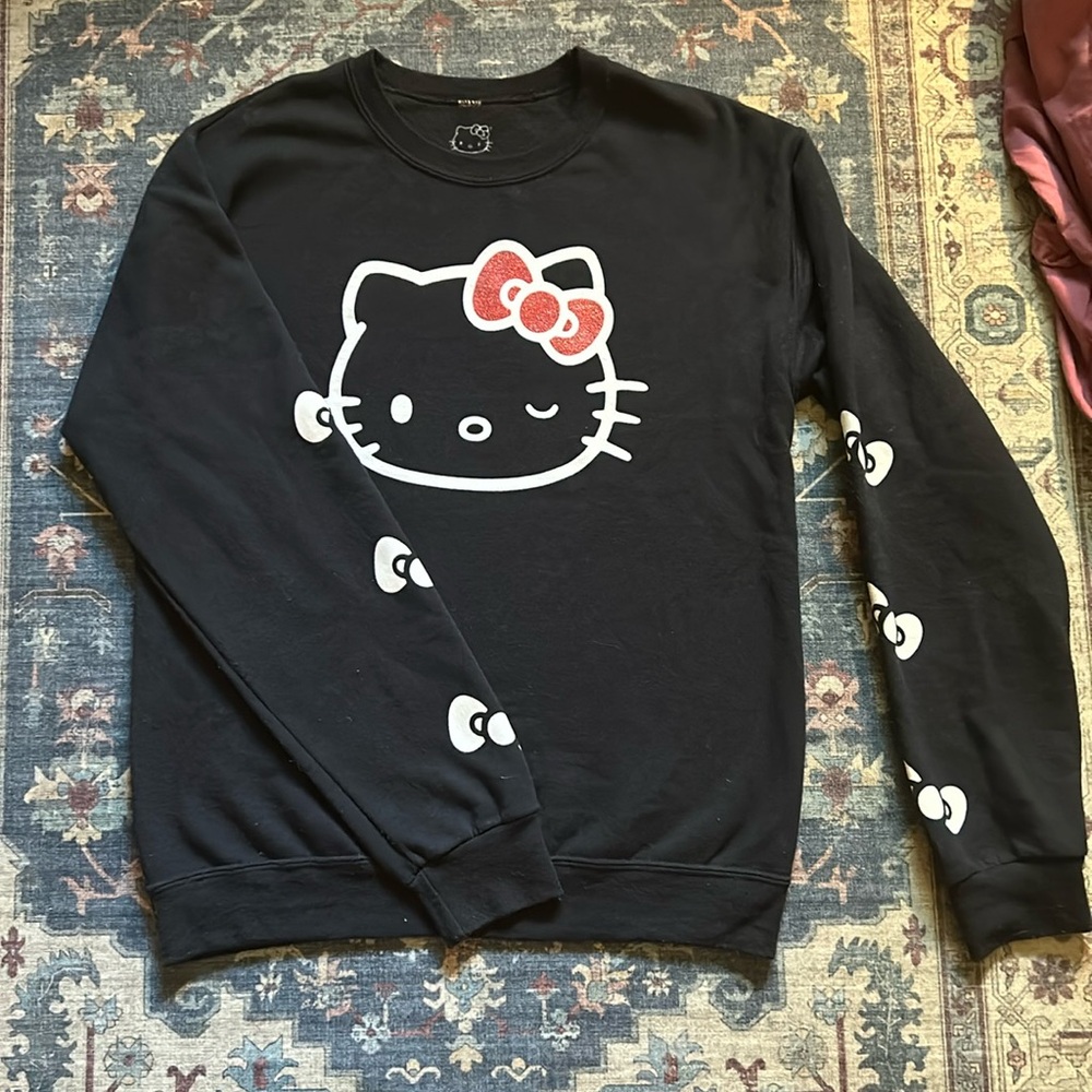 Hello Kitty black adorable sweatshirt 🖤🎀❤️